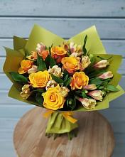 Букет цветов из:  Альстромерии и Розы #REPLACE_PRED# Кемь