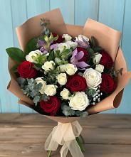 Букет цветов из:  Розы и Альстромерии #REPLACE_PRED# Кемь