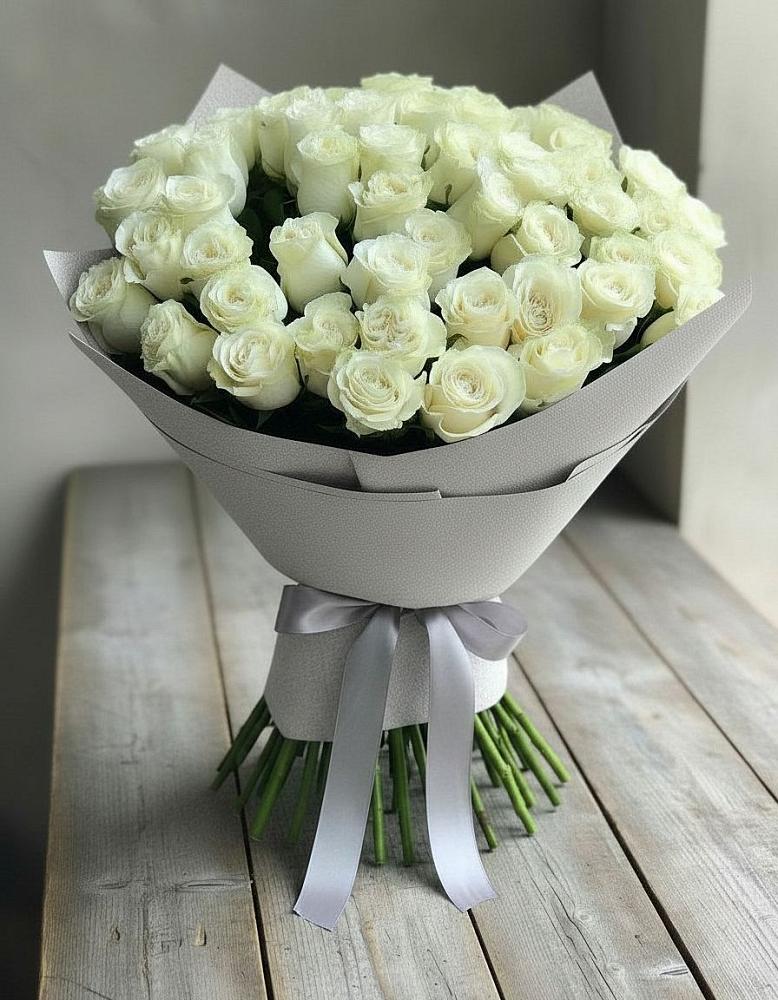 Букет 35 Белых роз в Кемь