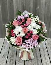 Букет цветов из:  Альстромерии, Гвоздики, Розы и Хризантемы в Кемь