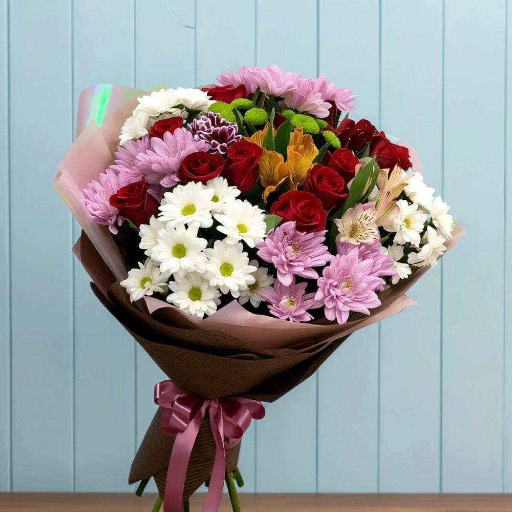 Букет цветов из: Розы, Хризантемы и Альстромерии в Кемь