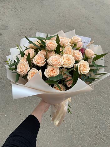Букет Кремовые розы Латте в Кемь