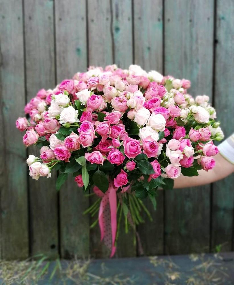 Букет Розовые кустовые розы Натали и Лав Лидия в Кемь