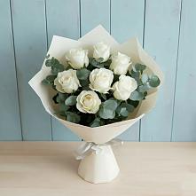 Букет Белые розы в Эвкалипте в Кемь