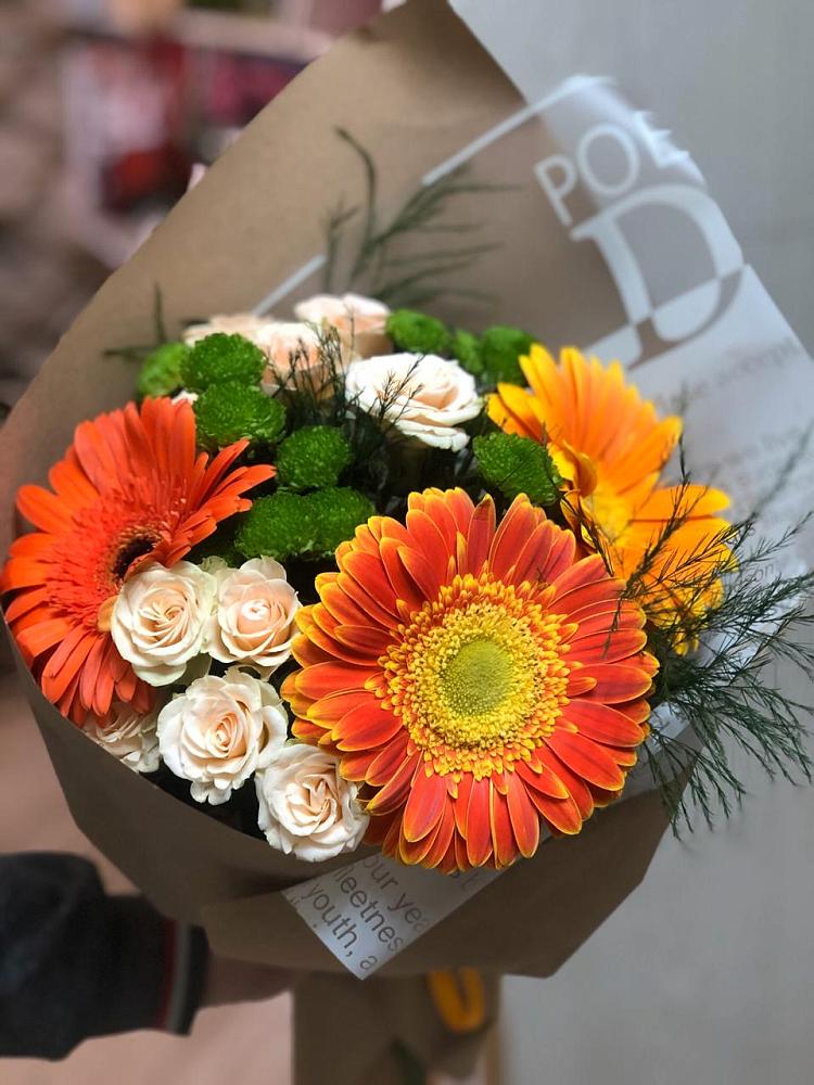 Букет цветов из: Герберы, Хризантемы и Розы в Кемь